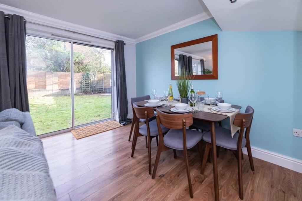 Ratby House - Spacious 3 Bed With Garden & Parking Earley Esterno foto