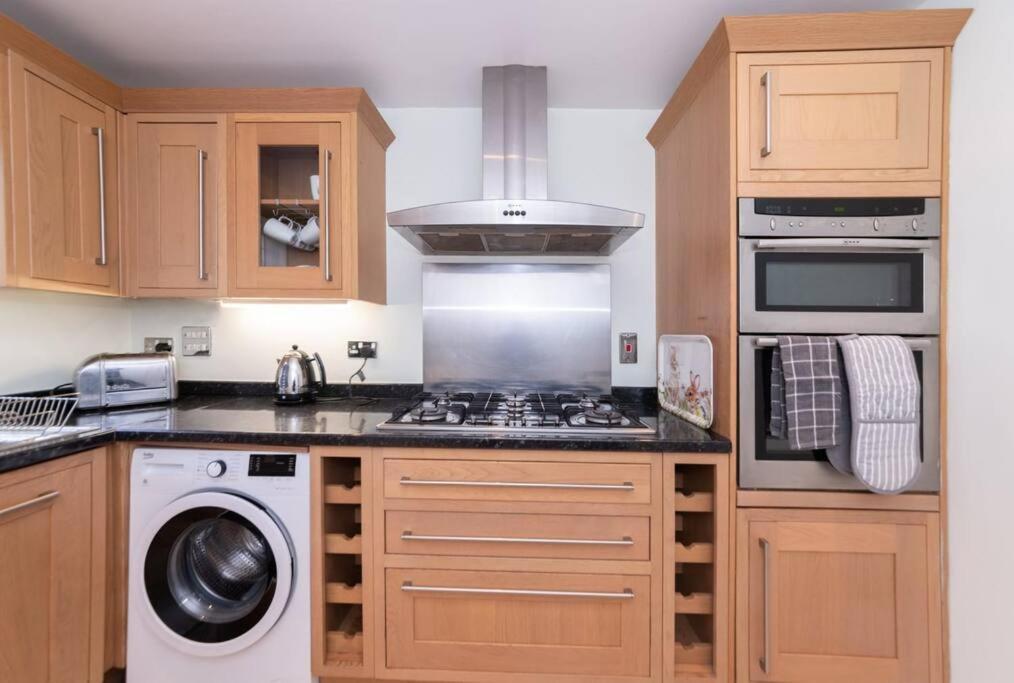 Ratby House - Spacious 3 Bed With Garden & Parking Earley Esterno foto